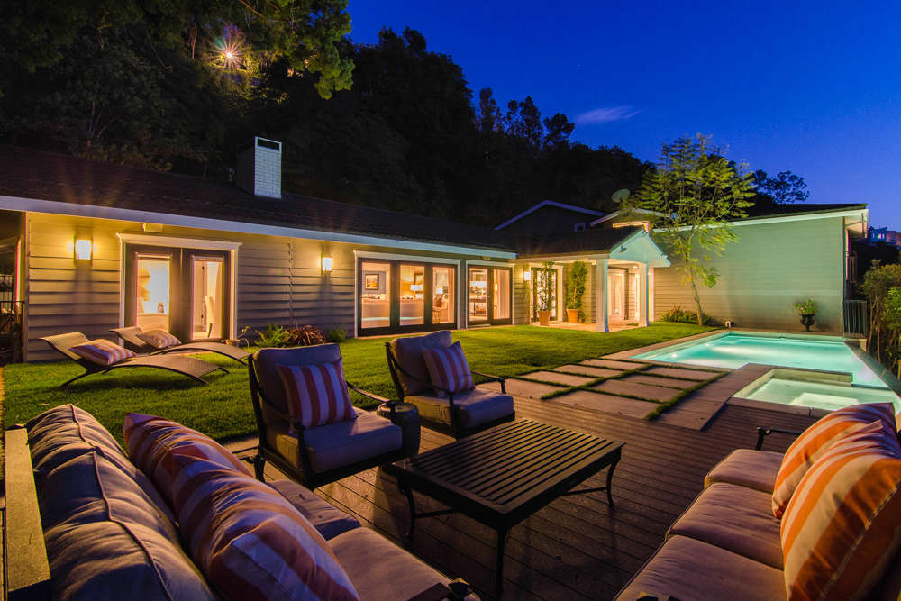 9455 Readcrest Drive