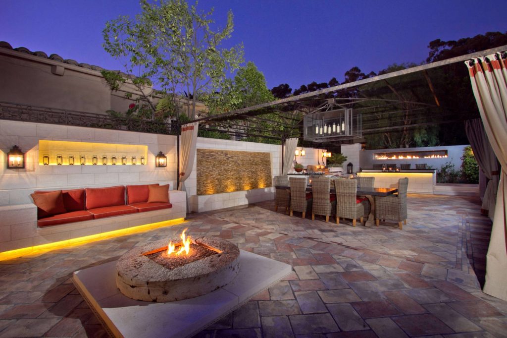 “Casa Del Sol” in Escrow