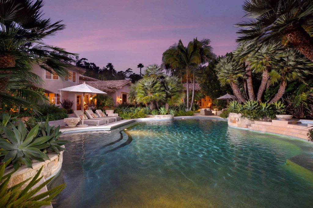 15651 Puerta Del Sol