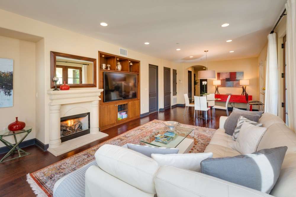 10345 Wilkins Ave. #101