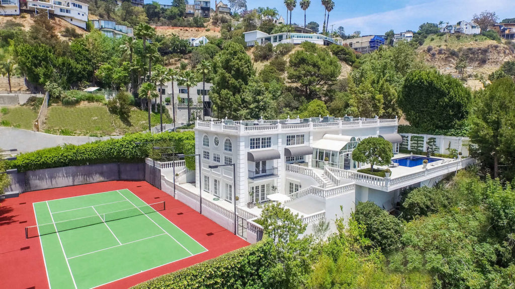 1892 Rising Glen Road