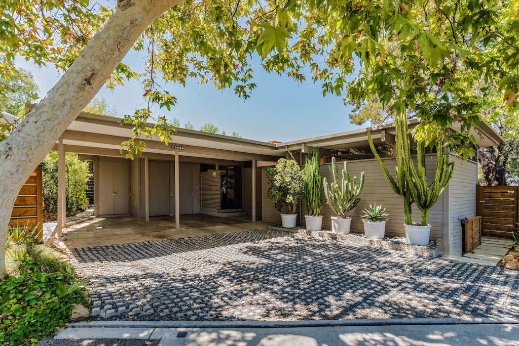 11526 Laurelcrest Dr