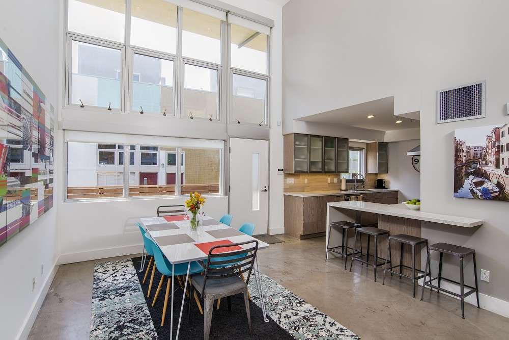 1037 N. Laurel Ave #6