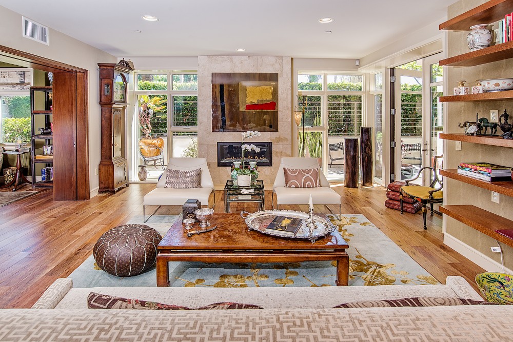 447 N. Doheny Dr #101