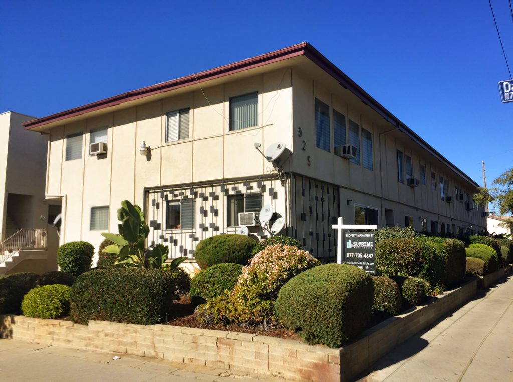 925 S. Barrington Ave